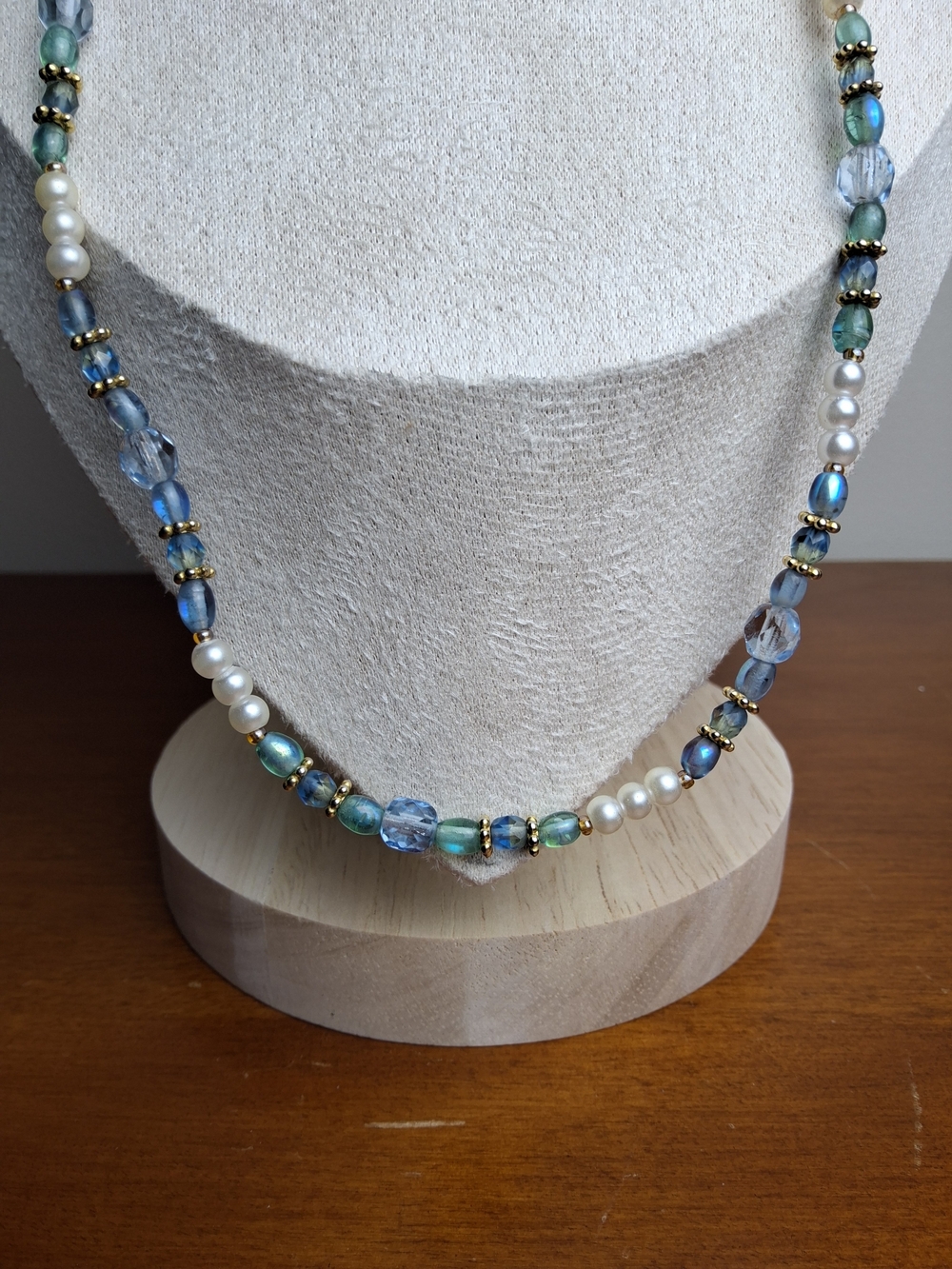 Blue and Green Beaded Pearl Necklace - Elegant Women's Jewelry